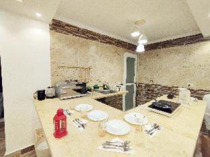 white Bear royal - image 8