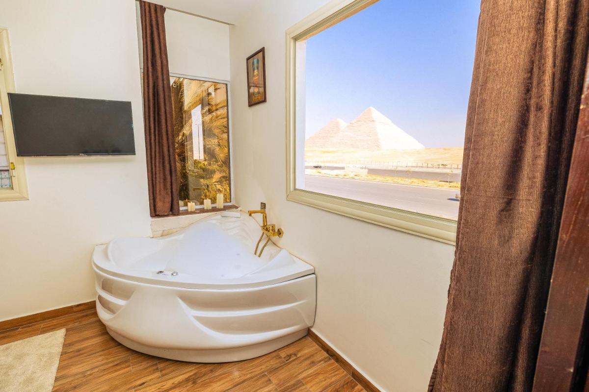 White Pyramids Inn - main image