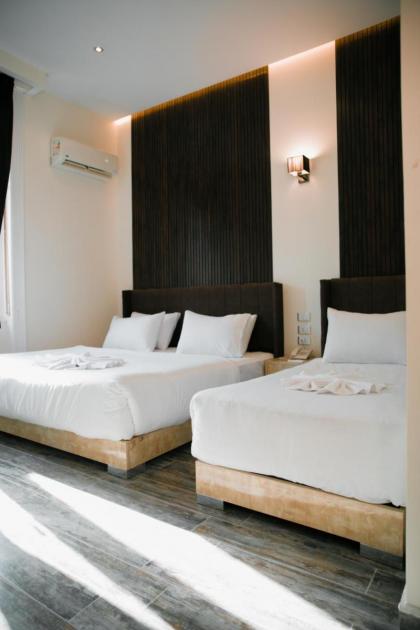 Tourist palace - image 7