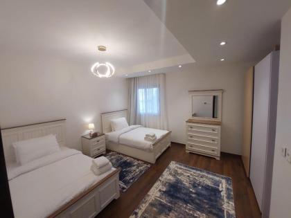 CFC Luxurious 4BR Apartment Remarkable value unbeatable Location - image 11