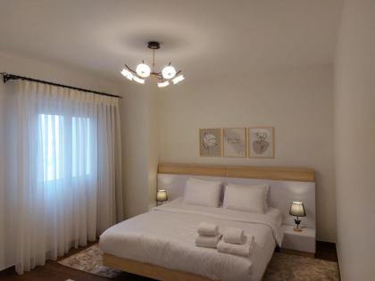 CFC Luxurious 4BR Apartment Remarkable value unbeatable Location - image 28