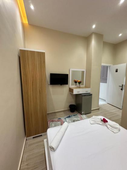 CASTELLO HOTEL - image 10