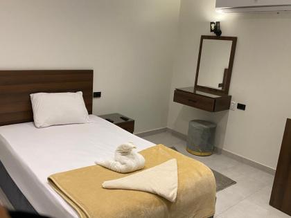 pyramids and Sphinx - image 30