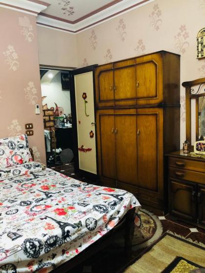 Solly Pyramids Guest House - image 11