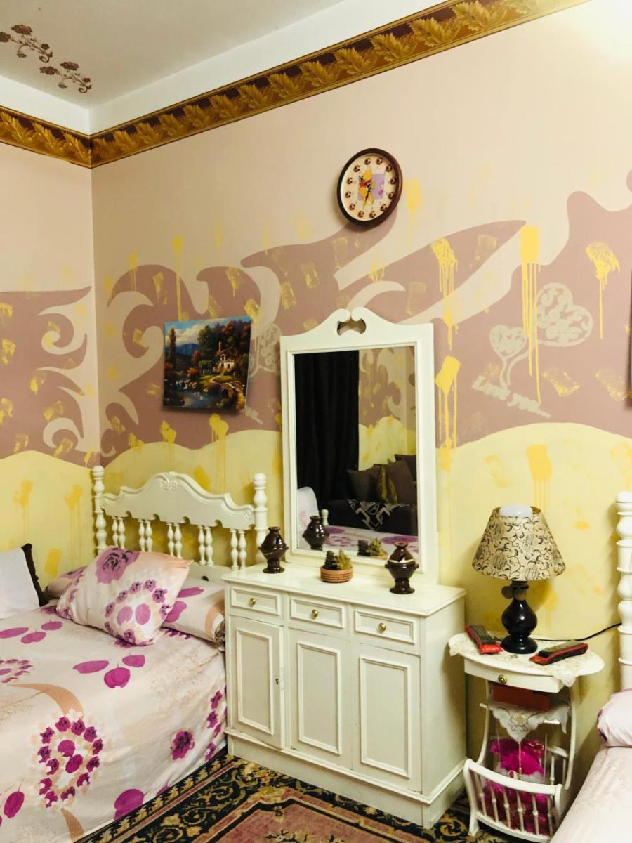 Solly Pyramids Guest House - image 3