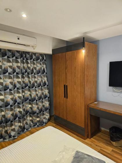 Royal Garden Hotel & Restaurant - image 6