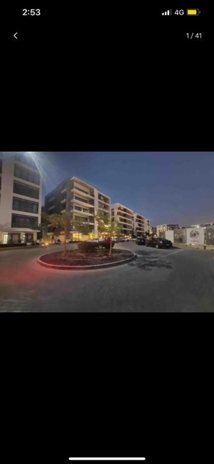 newly furnished flat in taj city compound Cairo 