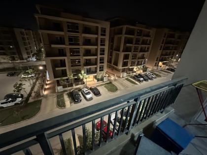 newly furnished flat in taj city compound - image 18