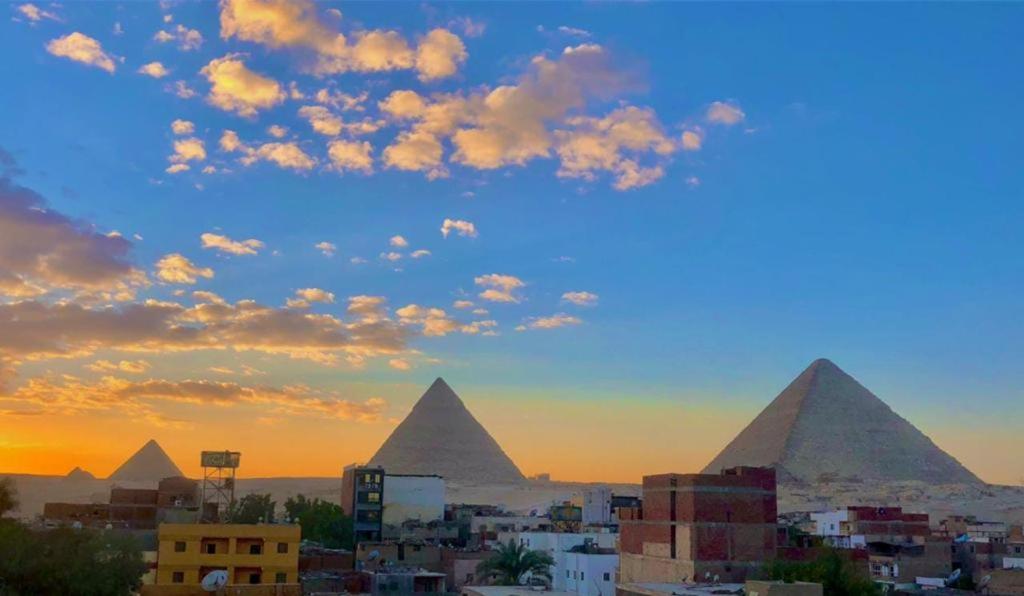 Happy house pyramids view - image 7
