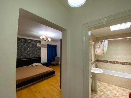 Nasr City Royal 4BR Apartment - image 15