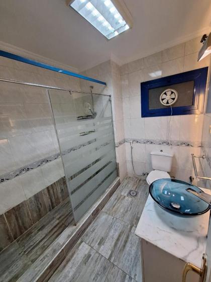 Nasr City Royal 4BR Apartment - image 26