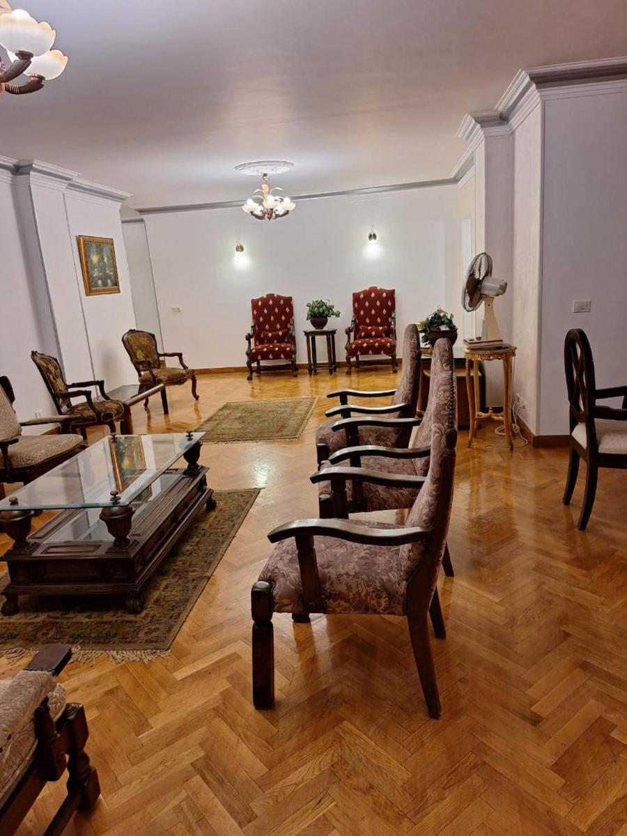 Nasr City Royal 4BR Apartment - image 7