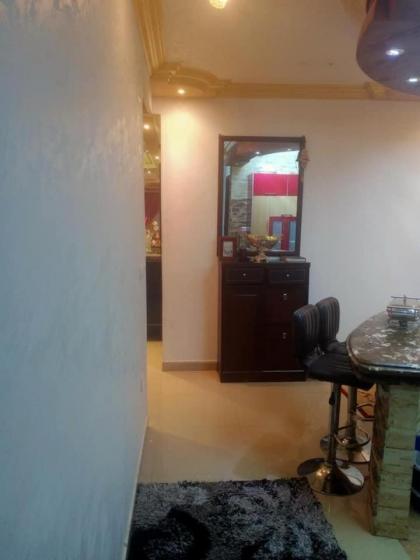 Holiday - image 15
