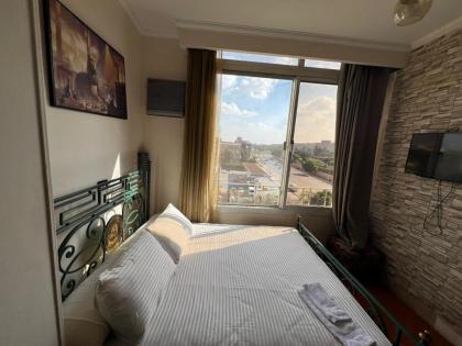 Guest House pyramids View - image 8