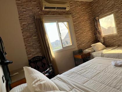 Guest House pyramids View - image 9