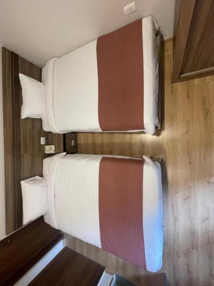 New Lotus Hotel - image 13