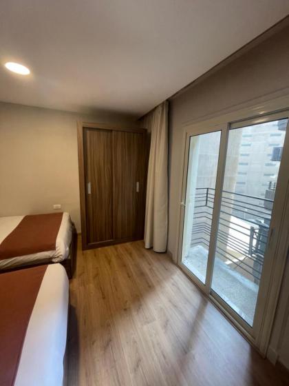 New Lotus Hotel - image 5