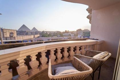 Pyramids Charm Hotel - image 2