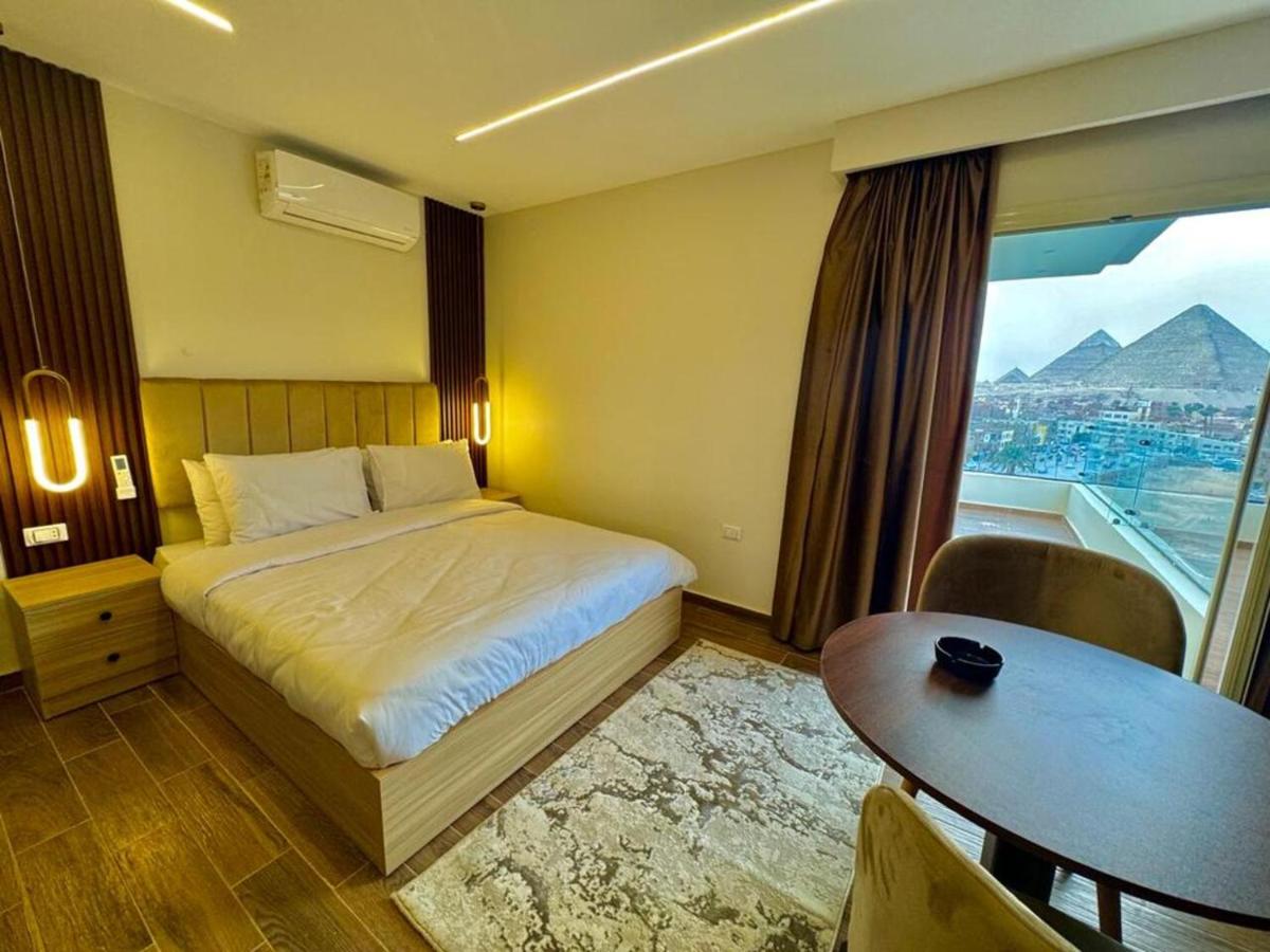 Rotana Pyramids View - image 3