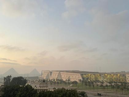 Golden Grand Egyptian Museum & Pyramids View - image 2