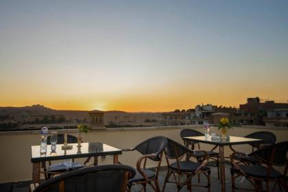 King Pyramids View Hotel - image 6