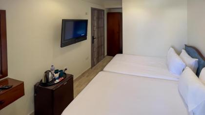 Glory Pyramids Inn - image 28