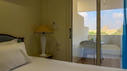GLORY PYRAMIDS INN - image 5