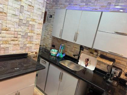 Pyramids Family Apartment - image 4