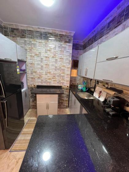 Pyramids Family Apartment - image 6