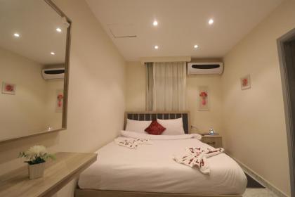 Loca Pyramids View - image 26