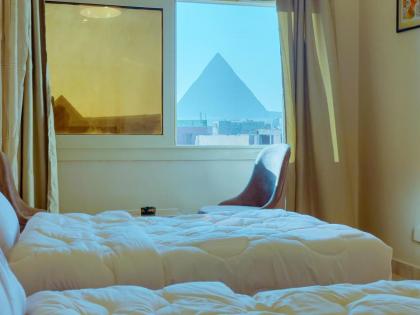 Pyramids Rose view - image 16