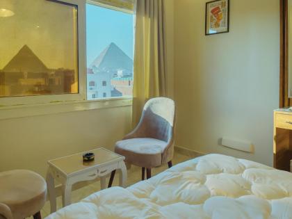 Pyramids Rose view - image 9