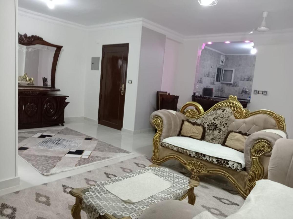 Furnished 3bdrm Apartment Cairo - main image