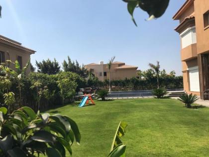 Private villa for rent - image 2