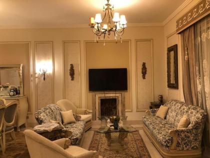 Private villa for rent - image 3