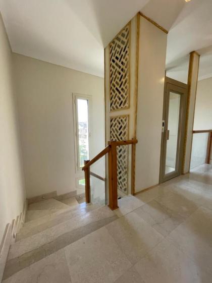 Private villa for rent - image 5
