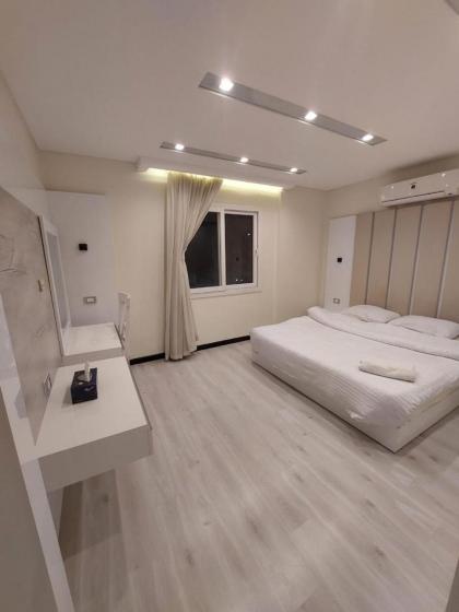 Ocean Blue Heliopolis - image 6
