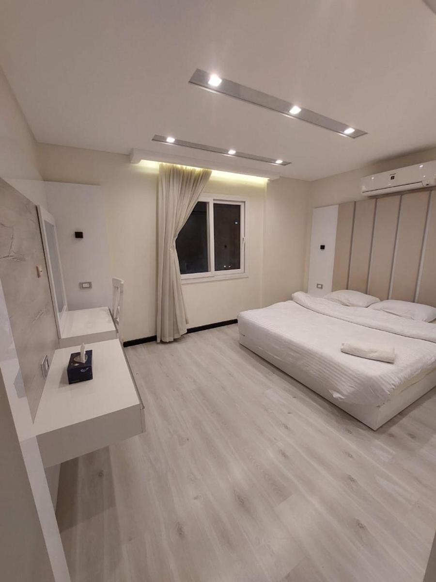 Ocean Blue Heliopolis - image 6