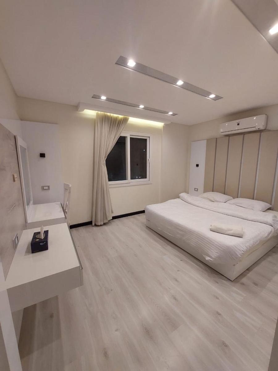 Ocean Blue Heliopolis - image 7