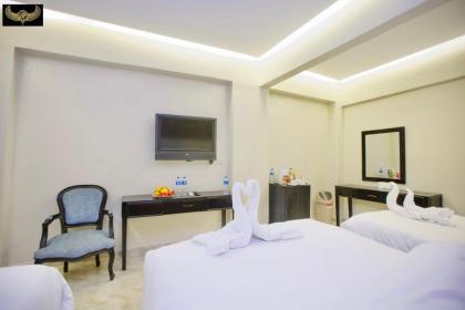Comfort Sphinx Inn - image 10