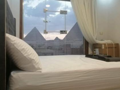 Pyramids new inn - image 2