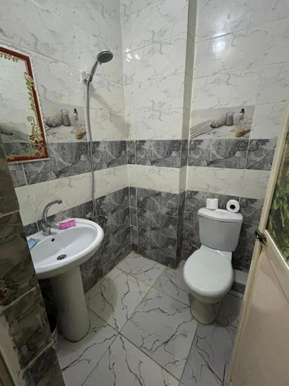 shining pyramids inn - image 11