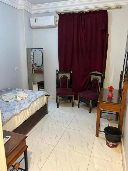 shining pyramids inn - image 17
