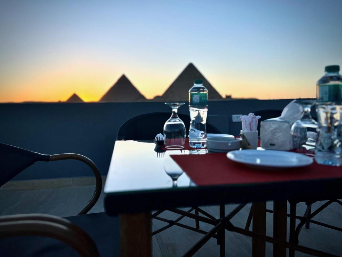Pyramids Hotel - image 7