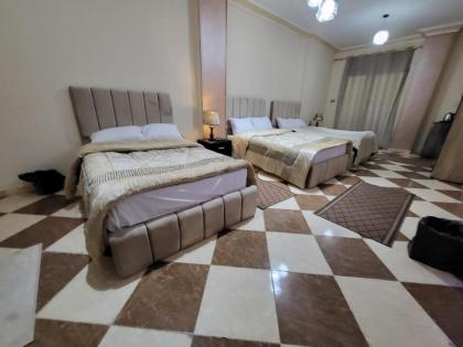 Star of Giza pyramids - image 30