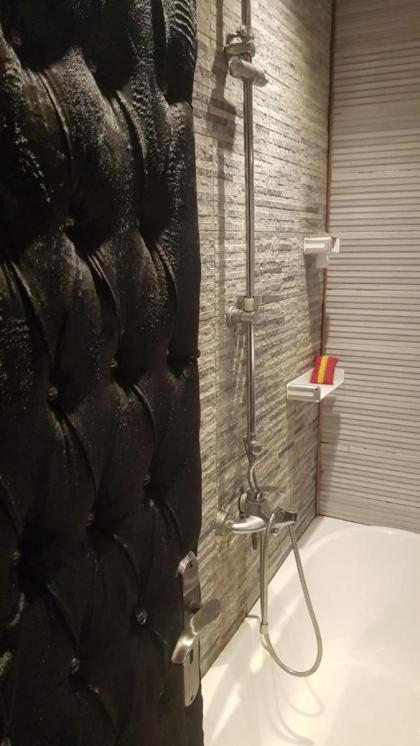 romantic home - image 11