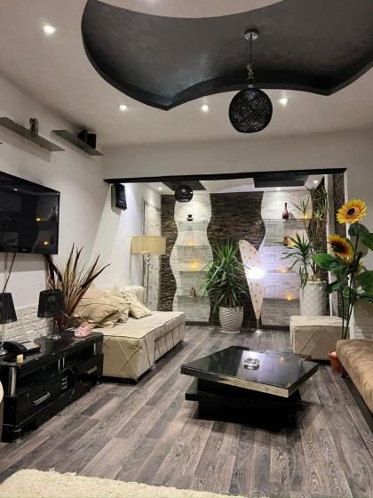 romantic home - image 5